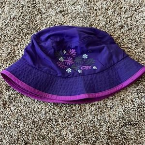 Girls bucket hat